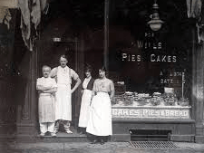 Descendants of Mr Wills presented us with a vintage picture showing the Wills Bakery at this location around 1921.